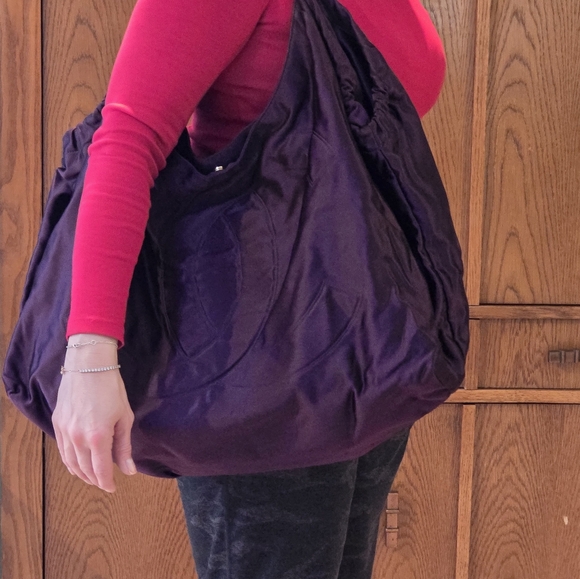 A Beautiful Coco Cabas Purple Satin Tote Bag! - Picture 2 of 16